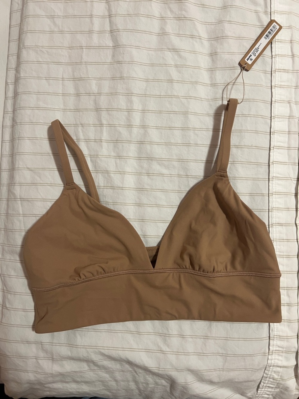 SKIMS Wireless Bralette in Camel/Tan